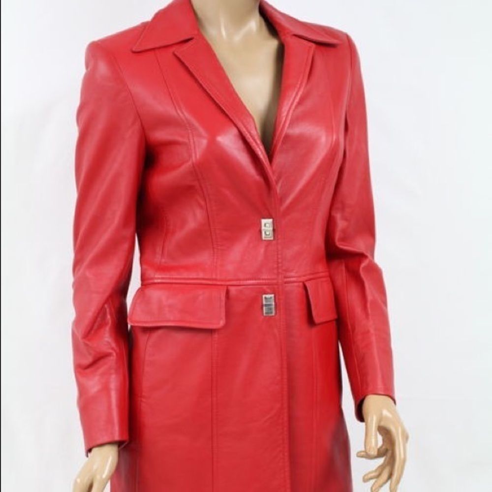 Escada Luxury Lambskin Leather Coat Size 36